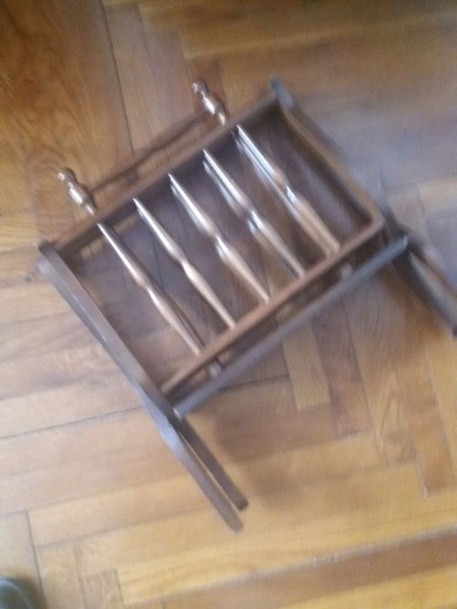 portariviste pieghevole in legno