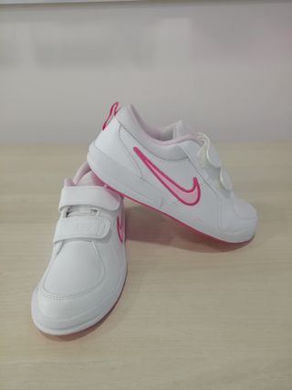 ZAPATILLAS NIKE TALLA 32 NIÑA de segunda mano por 29 EUR en Madrid en  WALLAPOP