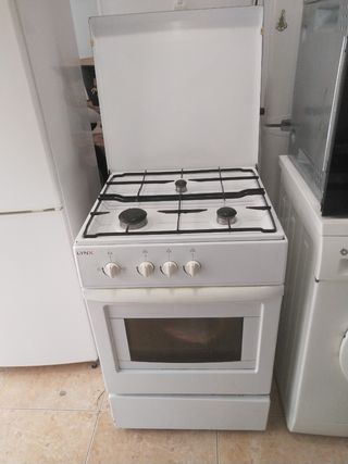 Cocina y horno gas butano Lynx de segunda mano por 80 EUR en Valencia en  WALLAPOP