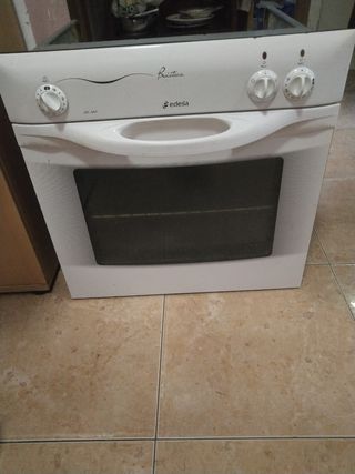 Horno eléctrico Edesa de segunda mano por 70 EUR en Valencia en WALLAPOP