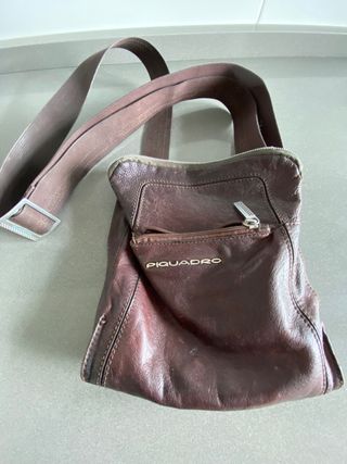 Mariconera hombre piel de segunda mano por 20 EUR en Madrid en WALLAPOP