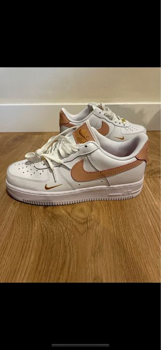 Deportivas Nike Air Force talla 38 sin estrenar de segunda mano por 60 EUR  en Tres Cantos en WALLAPOP