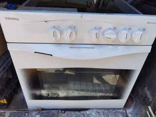 Horno y vitro balay de segunda mano por 40 EUR en Fuengirola en WALLAPOP