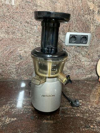 Extractor de zumos de segunda mano por 150 EUR en Sant Celoni en WALLAPOP