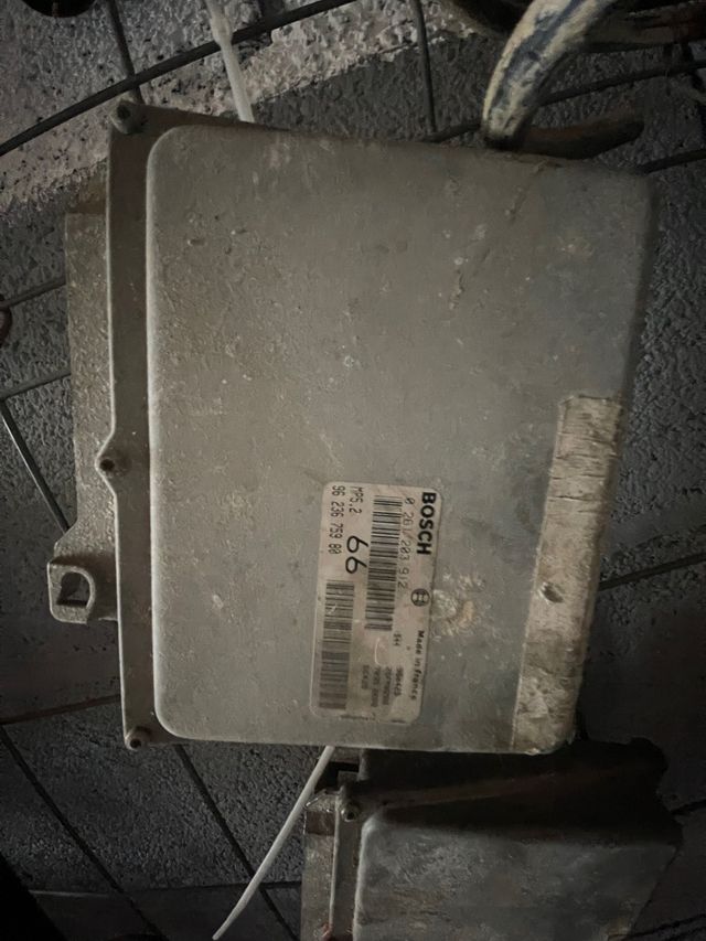 Centralita saxo  1.6 8v