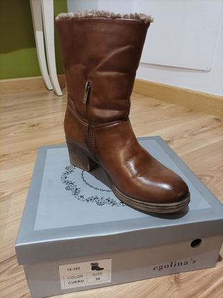 Botas\\/botin mujer 38 super comodas de segunda mano por 15 EUR en Alhama de  Murcia en WALLAPOP