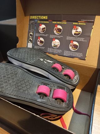 Heelys zapatillas con ruedas, talla 36,5 de segunda mano por 40 EUR en  Palma de Mallorca en WALLAPOP
