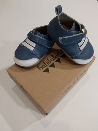 Zapatillas deportivas en talla 19 para niña | FASHIOLA.es