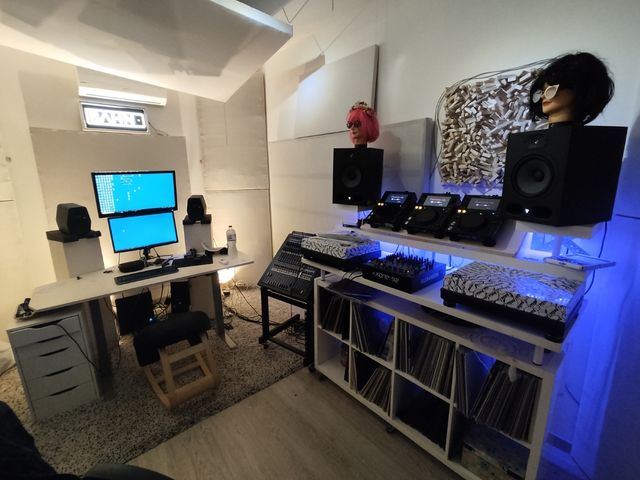 mesa de sonido MIDAS Venice F16 R