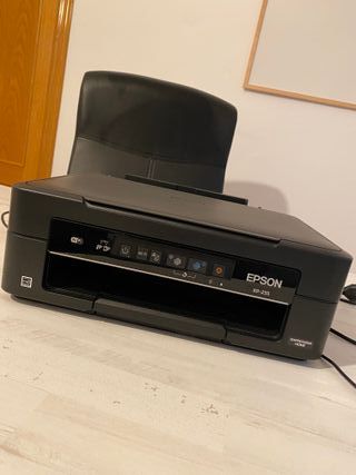 Impresora EPSON XP-255 y cartuchos de segunda mano por 50 EUR en Alicante  en WALLAPOP