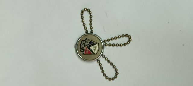 Llavero Ford Crest