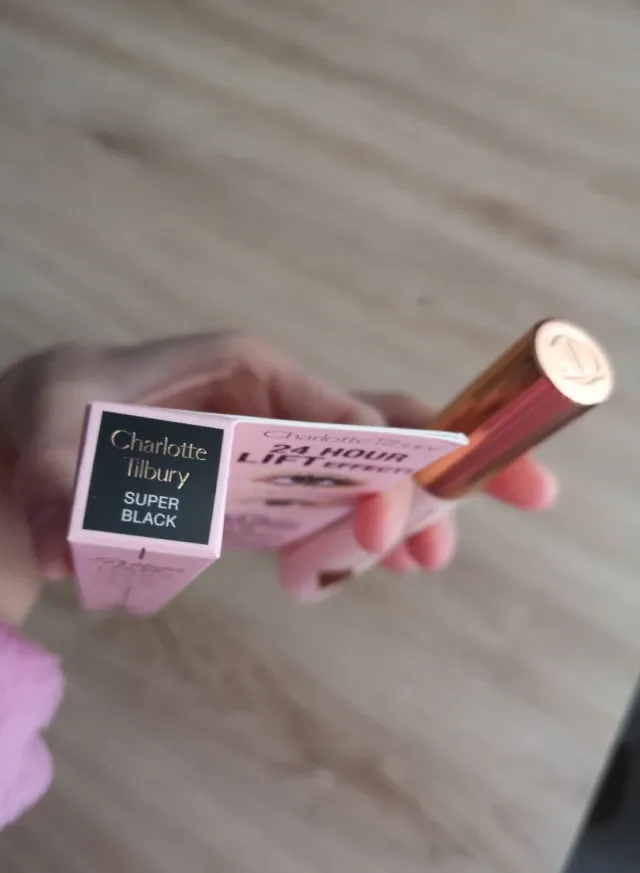 Charlotte Tilbury Push Up Mascara