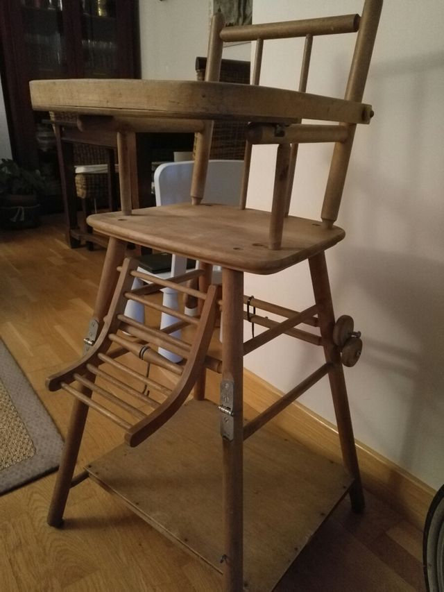 Trona Antigua de bebé