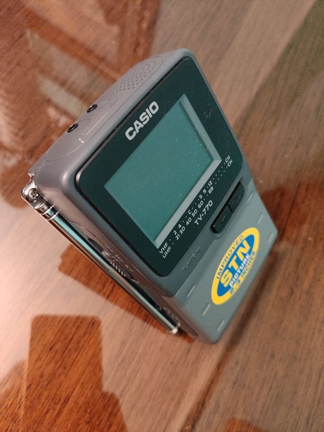 Televisor TV portátil Casio 2,3''
