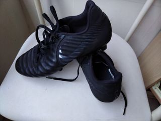 Botas de fútbol Nike Tiempo de segunda mano en WALLAPOP