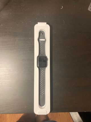 Apple Watch series 2 Nike+ 42MM de segunda mano por 85 EUR en Madrid en  WALLAPOP