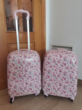 Maletas niña de segunda mano por 30 EUR en Xativa en WALLAPOP