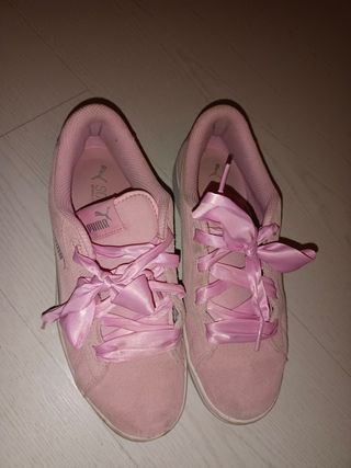 Zapatillas puma rosa lazo de segunda mano por 10 EUR en La Algaba en  WALLAPOP