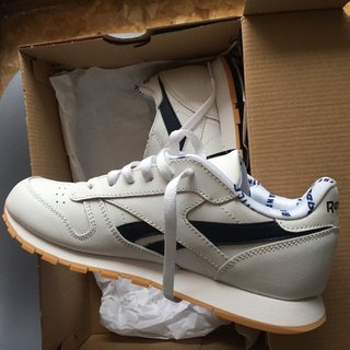 Reebok 720 lether \\/ piel de segunda mano por 49 EUR en Valencia en WALLAPOP
