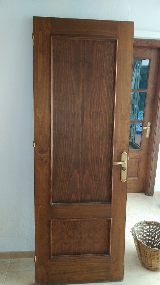 puerta piso con llave