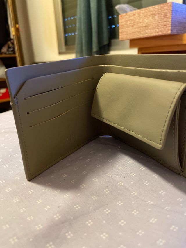 Monedero Zara
