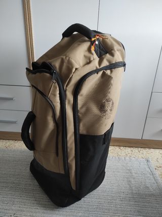 Maleta original militar Ejército de Tierra. de segunda mano por 35 EUR en  Saladar en WALLAPOP