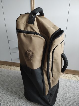 Maleta original militar Ejército de Tierra. de segunda mano por 35 EUR en  Saladar en WALLAPOP