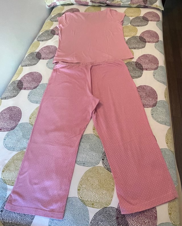 Pijama rayas rosa