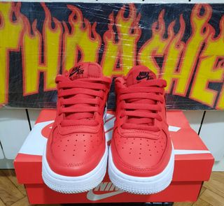 Zapatillas nike air force 1 rojas talla 35,5 de segunda mano por 50 EUR en  Móstoles en WALLAPOP