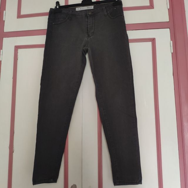 Vaqueros grises talla 38 pitillos