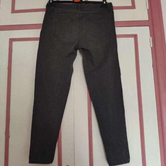 Vaqueros grises talla 38 pitillos