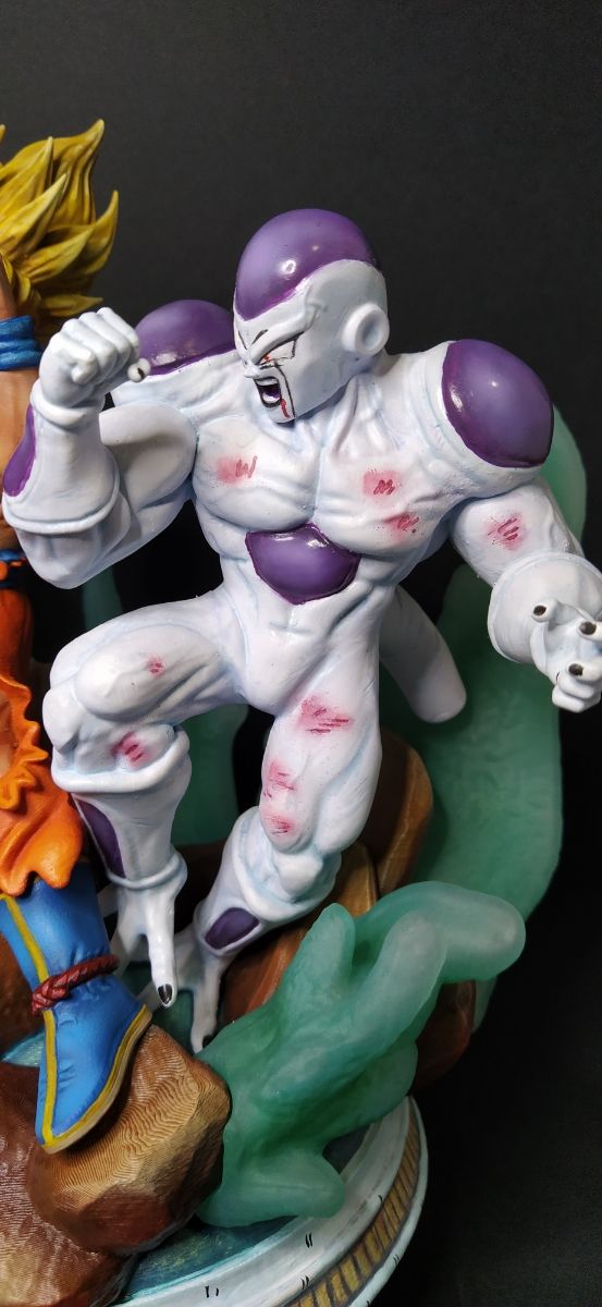 Diorama batalla dragon ball Z Goku Vs Freezer