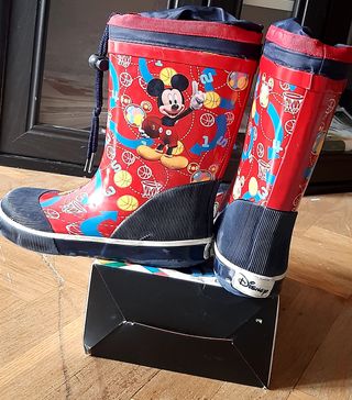 Botas de agua para niño de segunda mano en Utebo en WALLAPOP