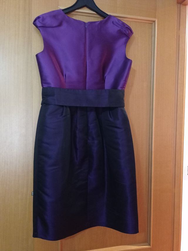 conjunto de ceremonia, vestido y abriguito fino.