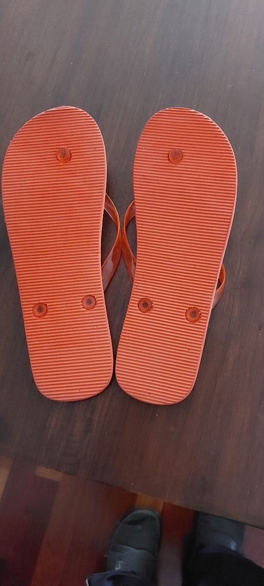 Chanclas buen estado T 43/44