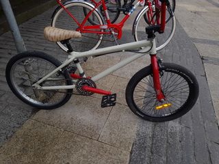 BMX marca GT de segunda mano por 90 EUR en San Esteban en WALLAPOP