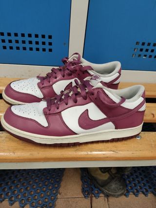 Zapatillas Nike Dunk low talla 46 de segunda mano por 23 EUR en Astrabudua  en WALLAPOP