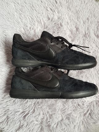 Nike Lunarlon Futbol Sala de segunda mano por 50 EUR en Torrijos en WALLAPOP