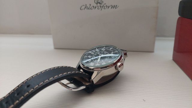 Reloj Chloroform Automatico