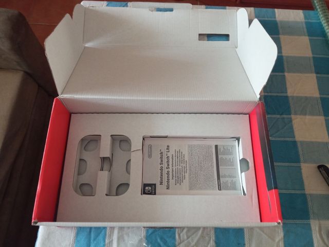 caja Nintendo switch 