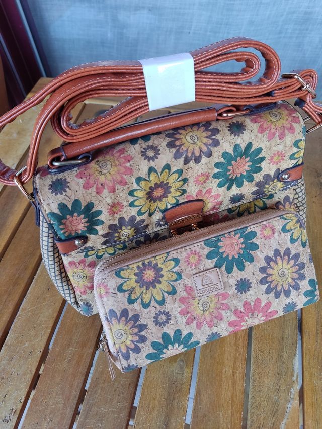 Bolso de corcho Floreado y monedero