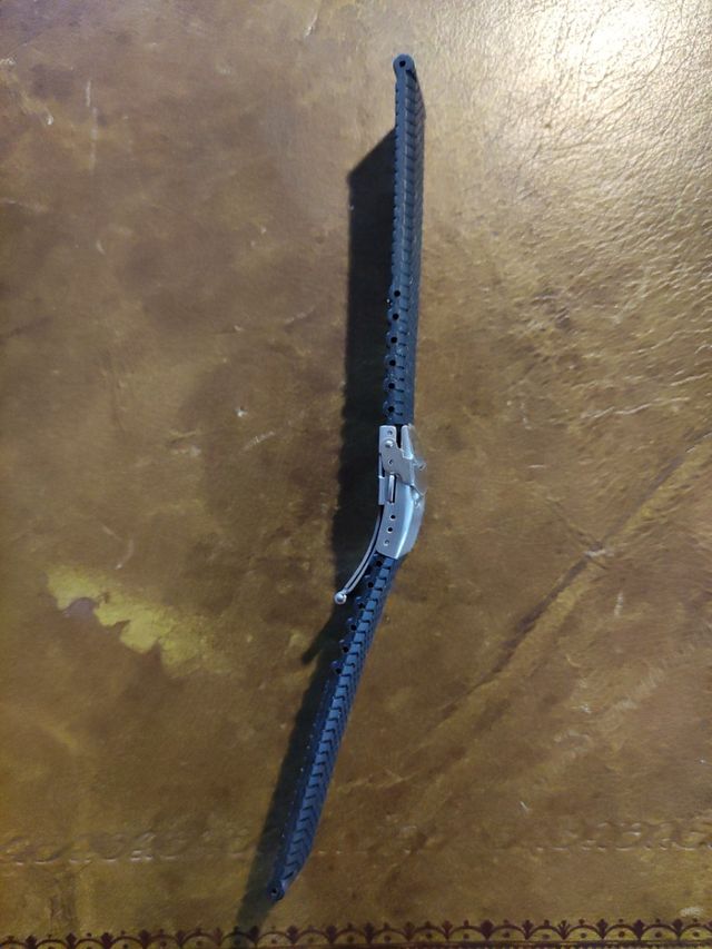 Correa de reloj de silicona 24mm negra y nueva