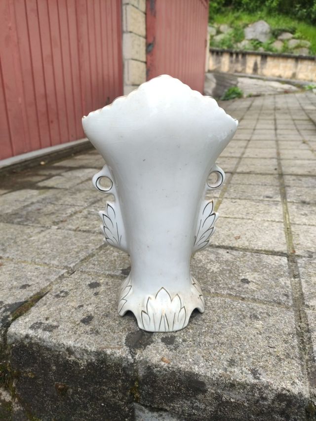 jarrón porcelana flor