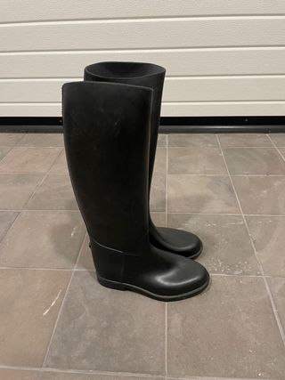 Botas de montar a caballo de segunda mano por 15 EUR en Sevilla en WALLAPOP
