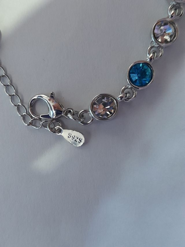 Pulsera de plata con circonitas azules y blancas