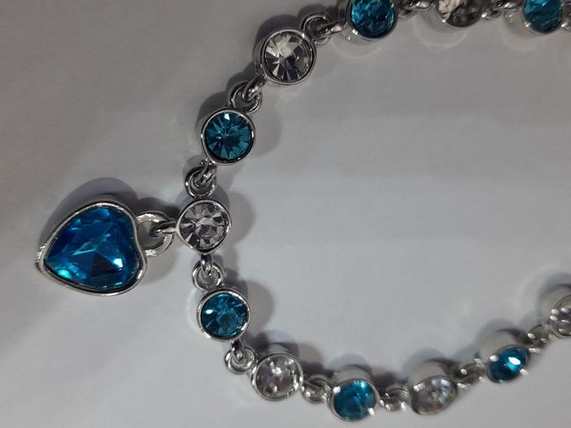 Pulsera de plata con circonitas azules y blancas