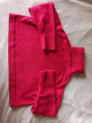 Jersey corto cuello alto Zara de segunda mano por 15 EUR en San Javier en  WALLAPOP