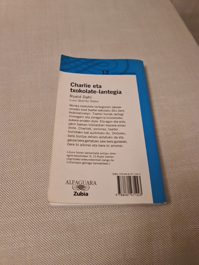 Charlie eta txokolate-lantegia