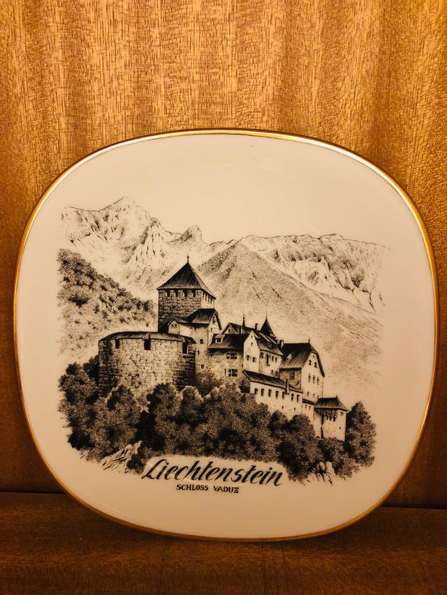 Plato de porcelana suiza Ottlinger Sevelen