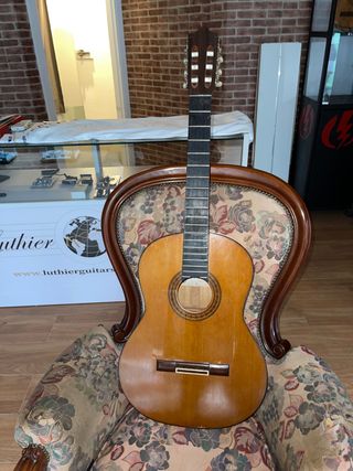 GUITARRA JOSÉ RAMÍREZ 1979 restaurar de segunda mano por 900 EUR en  Vitoria-Gasteiz en WALLAPOP